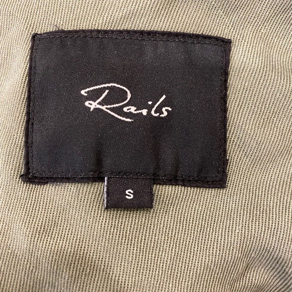 Rails Top - Picture 4 of 4